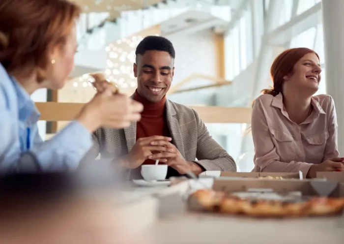 Les tickets restaurants sont un avantage social pour les collaborateurs afin de de payer une partie ou l’ensemble de leur déjeuner.