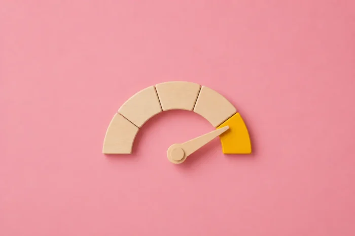 Illustration d'une jauge permettant d'évaluer où se situe votre degré de gestion de votre santé et prévoyance. Plutôt bien structuré ou encore à courir après les dossiers ?