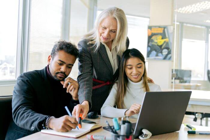Collaborateurs Silae professionnels de la paie en réunion